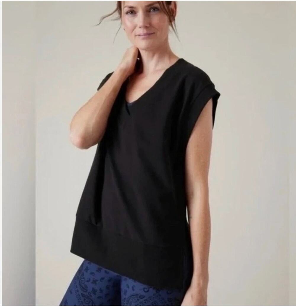 Athleta Retroterry V-Neck Sweatshirt Tee Sleeveless Black Size L
